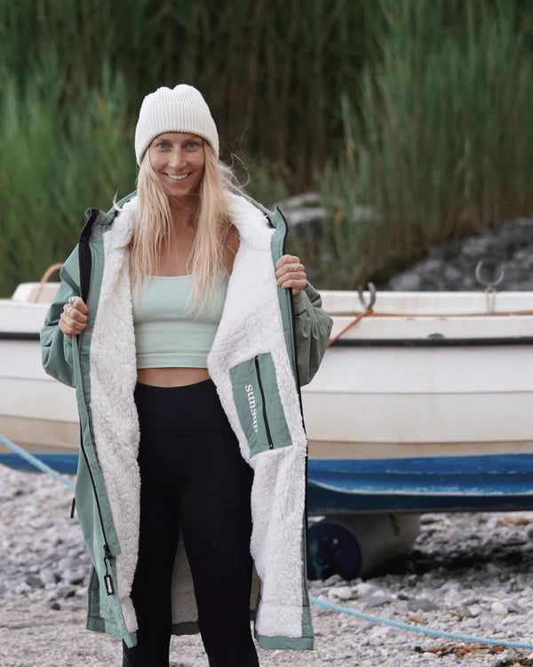 B-Stock Recycled Changing Robe